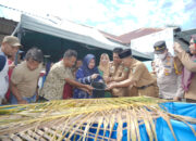 Serahkan Bantuan Penghapusan Kemiskinan Ekstrim, Hayarna : Kita Harap Berhasil dan Berkesinambungan