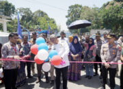 Tuntaskan Program, Bupati Luwu Resmikan Pengaspalan Jalan di Suli dan Larompong