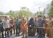 Resmikan Dua Titik Pengaspalan Jalan, Bupati Luwu: Dapat Merangsang Pertumbuhan Ekonomi