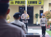 Buka Tahun 2024, AKBP Arisandi Pimpin Upacara Kenaikan Pangkat 30 Personil Polres Luwu