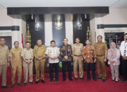 Saat Terima Kunjungan Kepala BPKP Sulsel, Pj Bupati Luwu Wacanakan Pemasangan Stiker di Rumah Penerima BLT