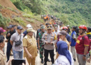 Sigap Bencana, PJ. Bupati Luwu Turun Langsung ke Lokasi Longsor di Bastura