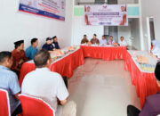 Didampingi Pasangan, Arham Basmin Kembalikan Formulir di PDI-P dan Perindo